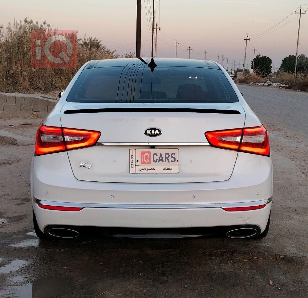 كيا كادينزا